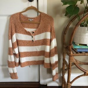 American Eagle Cropped Sweater